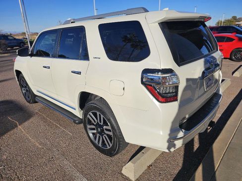 Used 2018 Toyota 4Runner Limited image 3