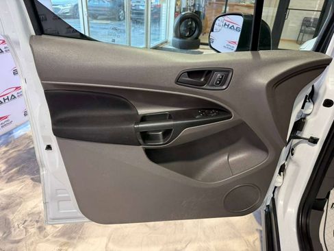 Used 2020 Ford Transit Connect XL image 30