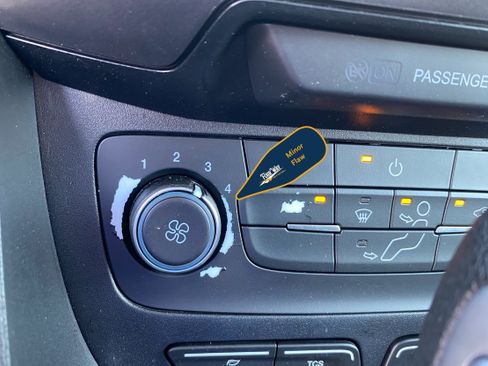 Used 2019 Ford Transit Connect XL FWD image 38