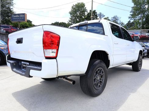 Used 2016 Toyota Tacoma SR w/ SR Convenience Package RWD image 8