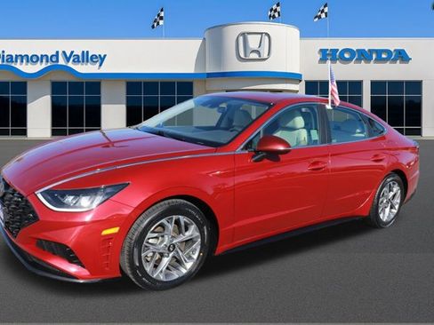 Used 2023 Hyundai Sonata SEL image 3