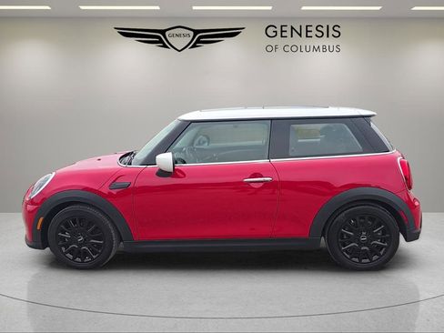 Used 2024 MINI Cooper 2-Door Hardtop FWD image 2