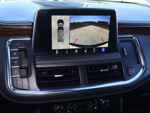 Used 2023 Chevrolet Tahoe Premier RWD image 32