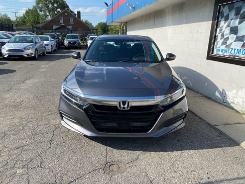 Used 2019 Honda Accord LX image 5