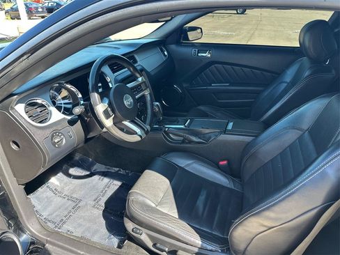 Used 2013 Ford Mustang GT Premium w/ GT Coupe Accessory Pkg 5 RWD image 9