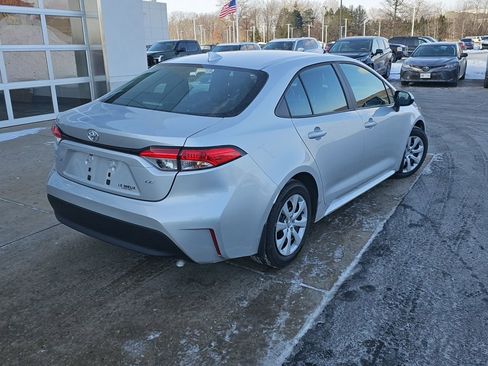 Certified 2023 Toyota Corolla LE image 3