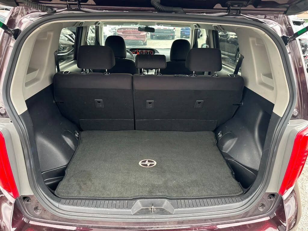 Used 2010 Scion xB FWD image 20