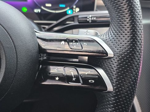 Used 2024 Mercedes-Benz C 300 4MATIC Sedan image 6