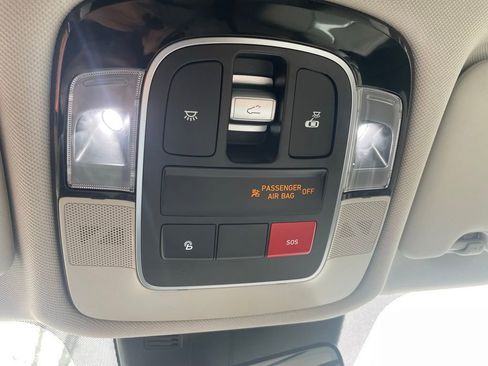 Used 2023 Hyundai Tucson Limited image 16