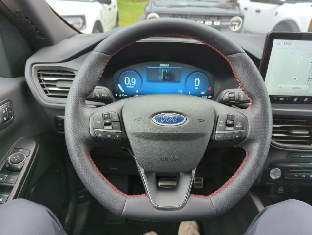 Certified 2024 Ford Escape ST-Line Select w/ Tech Pack #2 AWD/4WD image 30