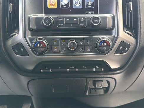 Used 2018 Chevrolet Silverado 1500 LT w/ All Star Edition AWD/4WD image 19