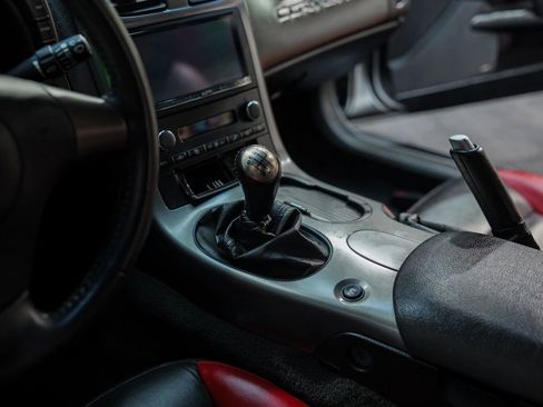 Used 2006 Chevrolet Corvette Z06 RWD image 37
