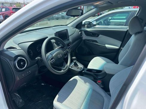 Used 2023 Hyundai Kona SEL w/ Winter Weather Package AWD/4WD image 14