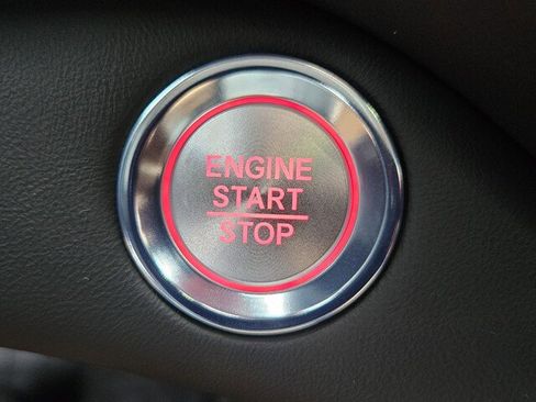 New 2025 Acura RDX SH-AWD image 33