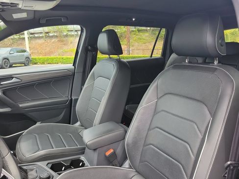 Used 2024 Volkswagen Tiguan SEL R-Line AWD/4WD image 22