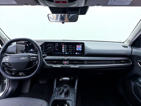 Used 2025 Kia K4 EX FWD image 26