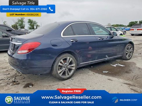 Used 2018 Mercedes-Benz C 300 4MATIC Sedan image 4