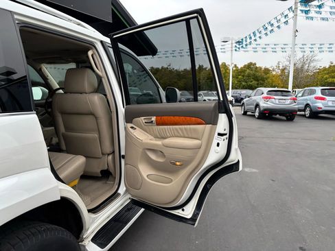 Used 2004 Lexus GX 470 image 18