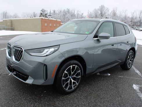 New 2026 BMW X3 xDrive30 w/ Premium Package image 4