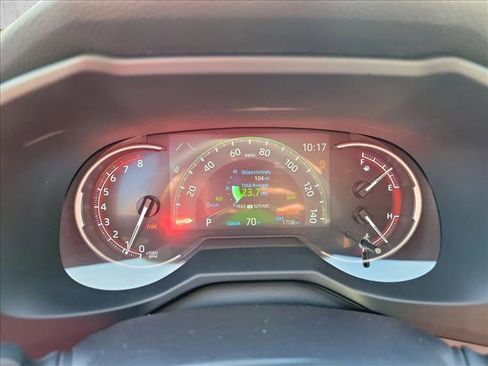 Used 2025 Toyota RAV4 XLE Premium image 19