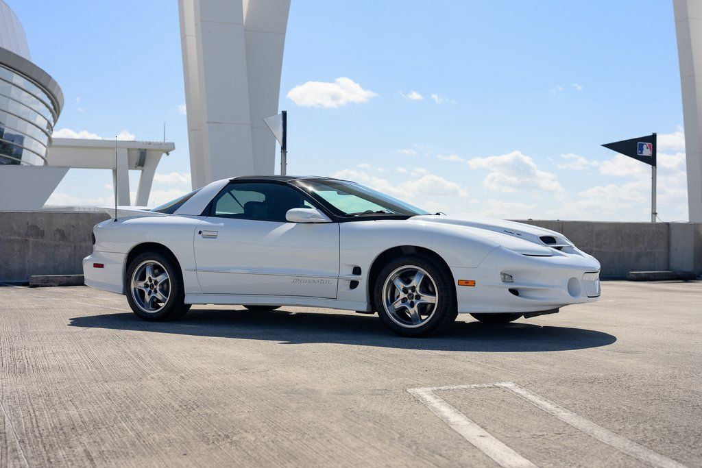 Used 2001 Pontiac Firebird Trans Am RWD image 6
