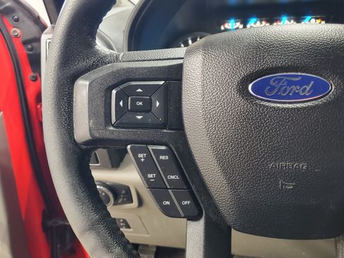 Used 2015 Ford F150 XLT w/ Equipment Group 301A Mid AWD/4WD image 25