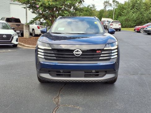 New 2025 Nissan Kicks SR image 2