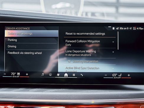 Used 2025 BMW 760i xDrive w/ Premium Package AWD/4WD image 77