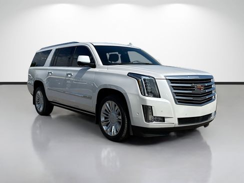Used 2020 Cadillac Escalade ESV Platinum image 1
