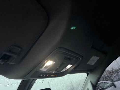 Used 2022 Chevrolet Silverado 3500 LTZ w/ LTZ Convenience Package image 18