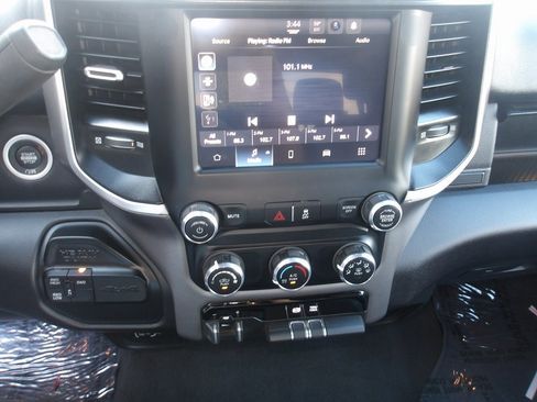 Used 2023 RAM 2500 Big Horn w/ Level 1 Equipment Group image 18