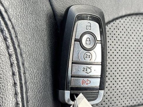 Used 2018 Ford Explorer Limited AWD/4WD image 47