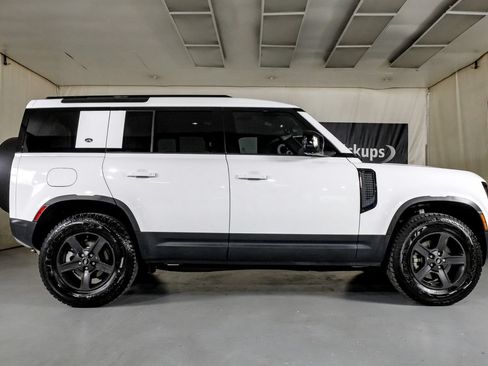 Used 2024 Land Rover Defender 110 S AWD/4WD image 5