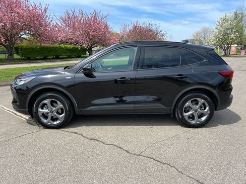 Used 2025 Ford Escape ST-Line Select AWD/4WD image 6