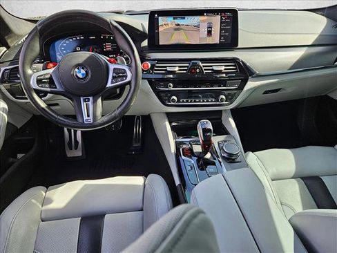 Used 2023 BMW M5 w/ Executive Package image 17