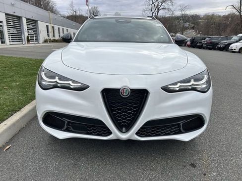 New 2026 Alfa Romeo Stelvio Sprint AWD/4WD image 3