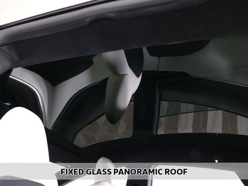 Used 2021 Tesla Model S Plaid image 5