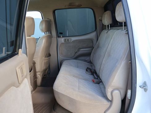 Used 2001 Toyota Tacoma V6 Crew Cab image 10