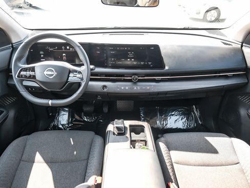 Used 2023 Nissan Ariya FWD image 13