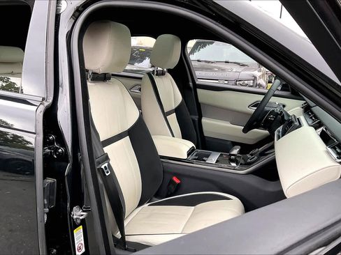 Used 2023 Land Rover Range Rover Velar R-Dynamic S image 10