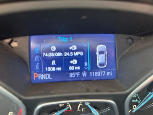 Used 2013 Ford Focus SE FWD image 8