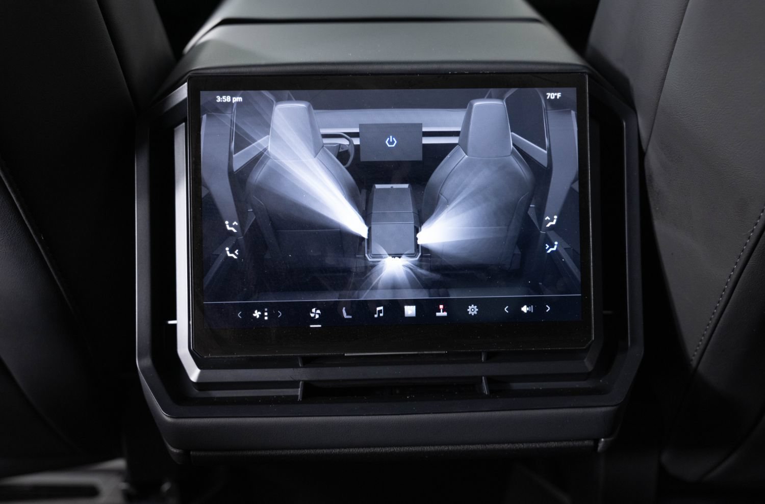 Used 2024 Tesla Cybertruck AWD Crew Cab image 20