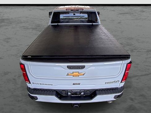 New 2026 Chevrolet Silverado 3500 High Country w/ High Country Premium Package AWD/4WD image 3