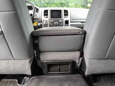Used 2018 RAM 1500 Big Horn AWD/4WD image 34