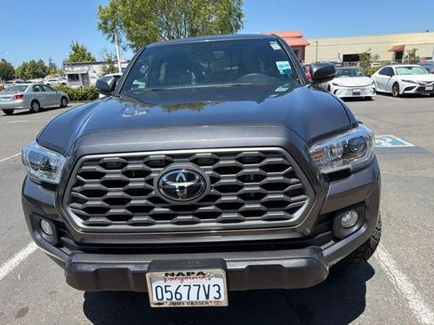 Certified 2023 Toyota Tacoma TRD Off-Road w/ Technology Package AWD/4WD image 30