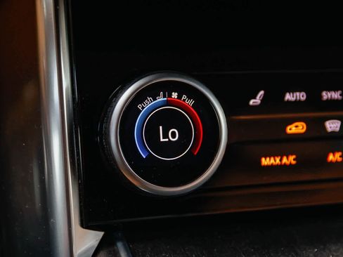 Used 2023 Land Rover Range Rover SE image 27