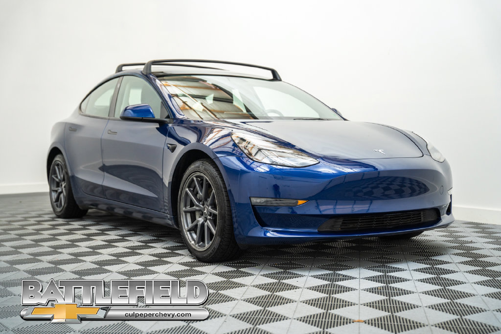Used 2022 Tesla Model 3 Long Range AWD/4WD image 1