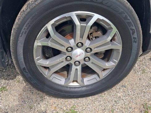 Used 2016 GMC Acadia SLT w/ Open Road Package FWD image 5