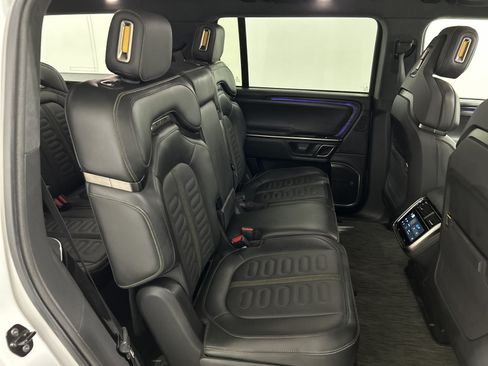 Used 2024 Rivian R1S Adventure AWD/4WD image 23