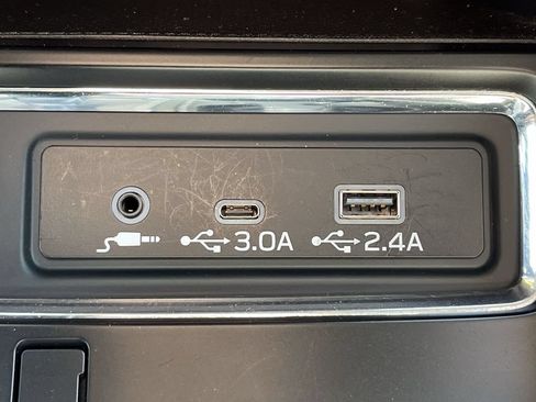Used 2025 Subaru Ascent Premium AWD/4WD image 36